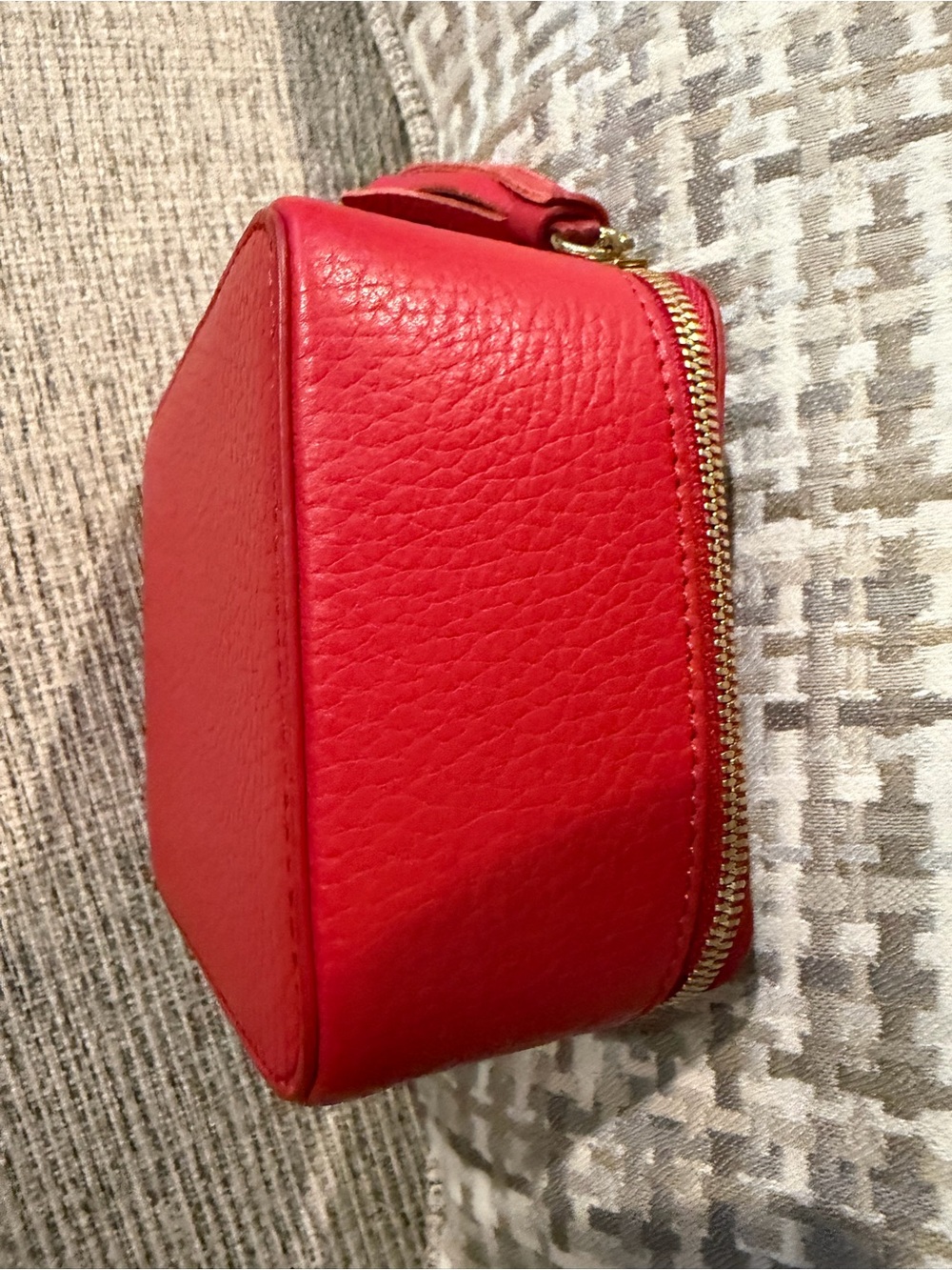 Cuyana Red Leather Travel Jewelry Case Jewelry Box Tassels EUC - Picture 8 of 11